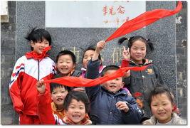 飘扬的红领巾,传承红色基因,共筑青春梦想